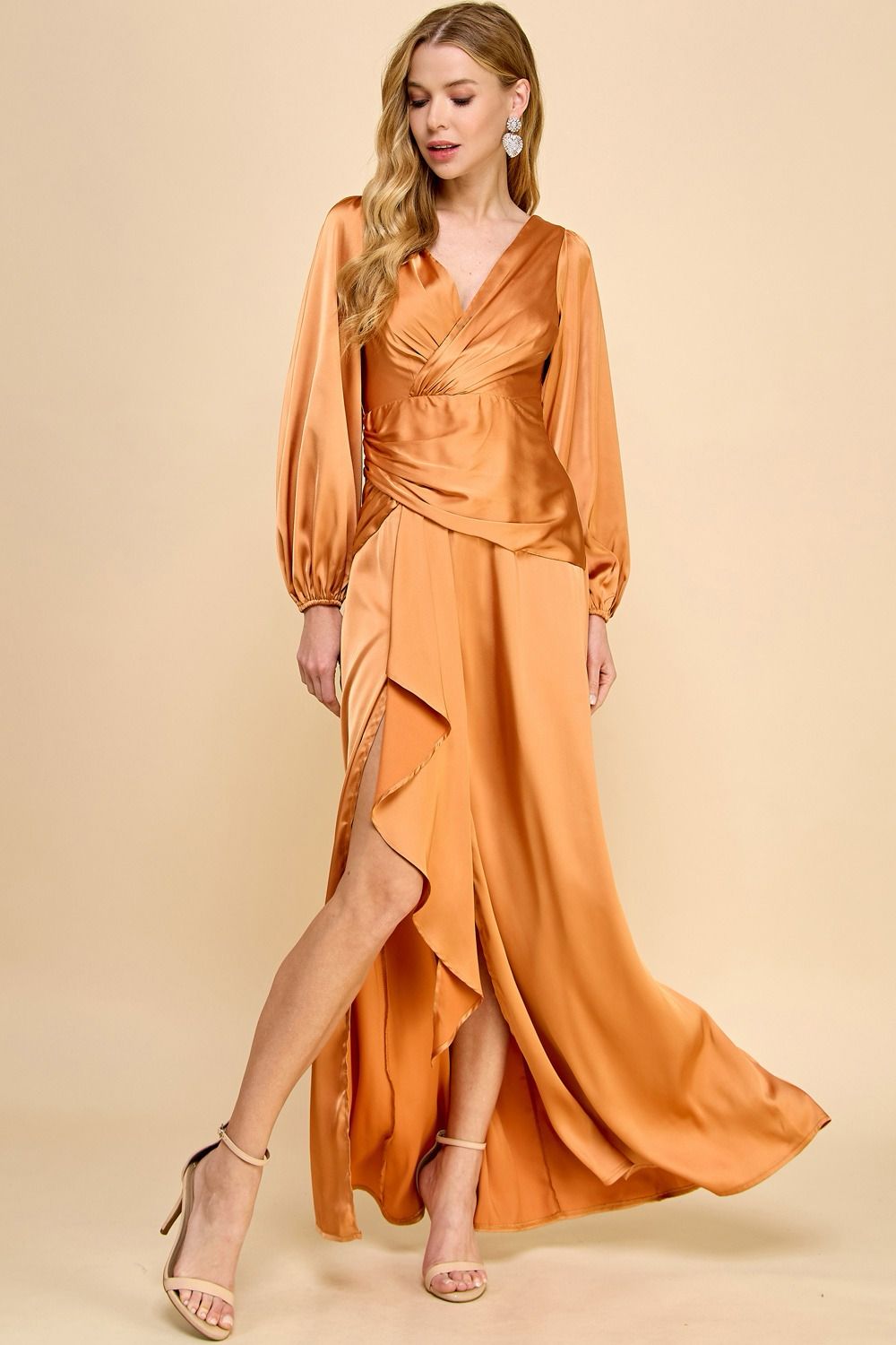 VESTIDO NARANJA CON MANGAS