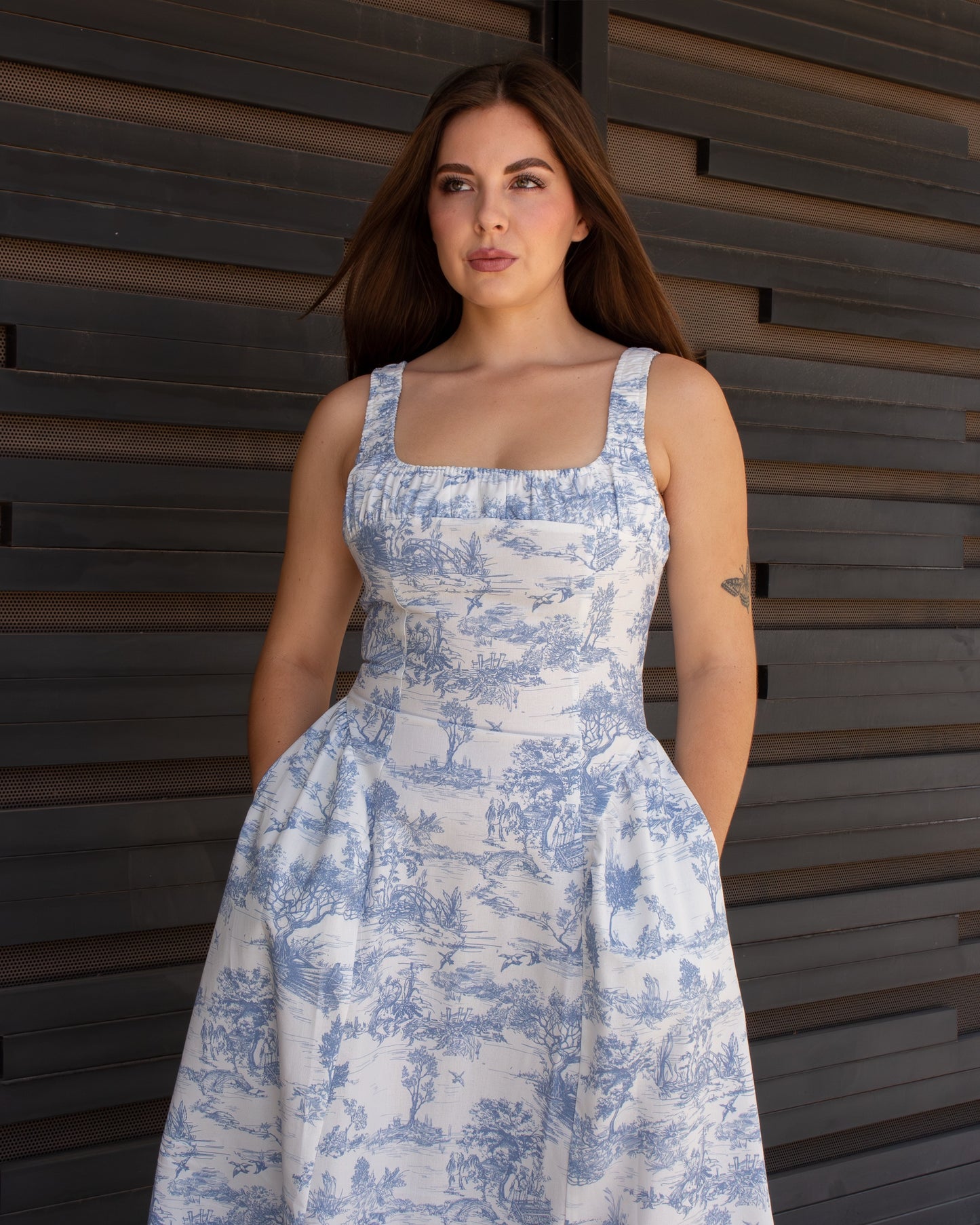 VESTIDO MIDI ILUSTRADO AZUL