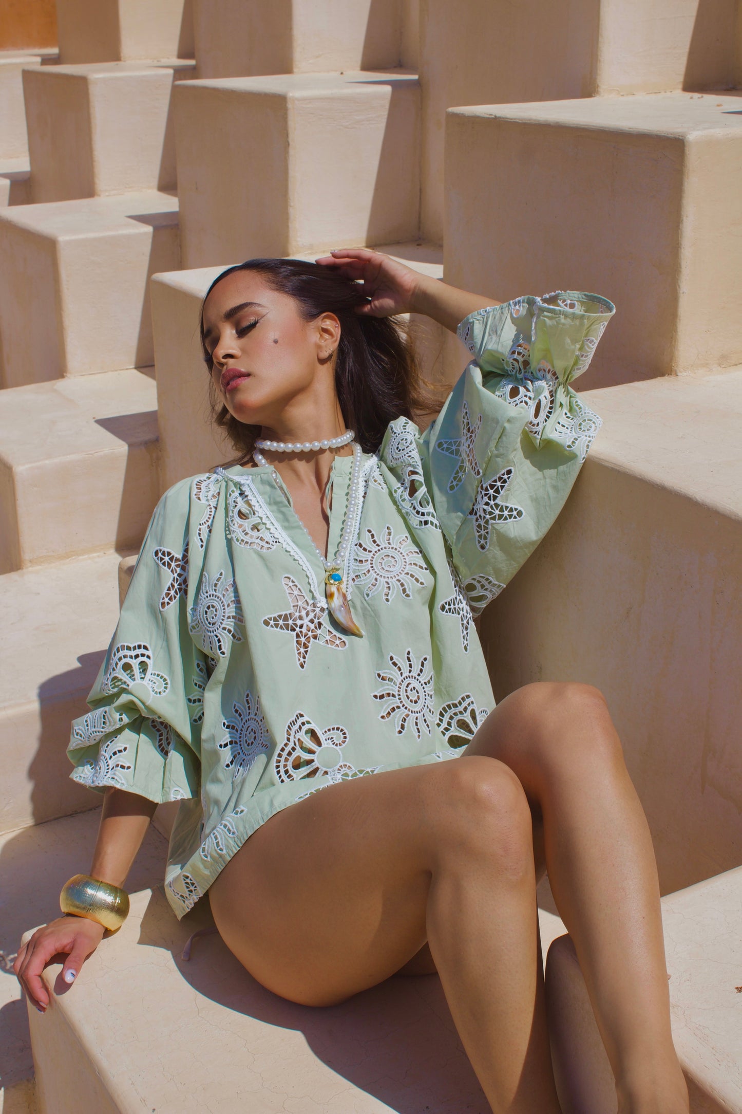 BLUSA VERDE CON FIGURAS DE MAR