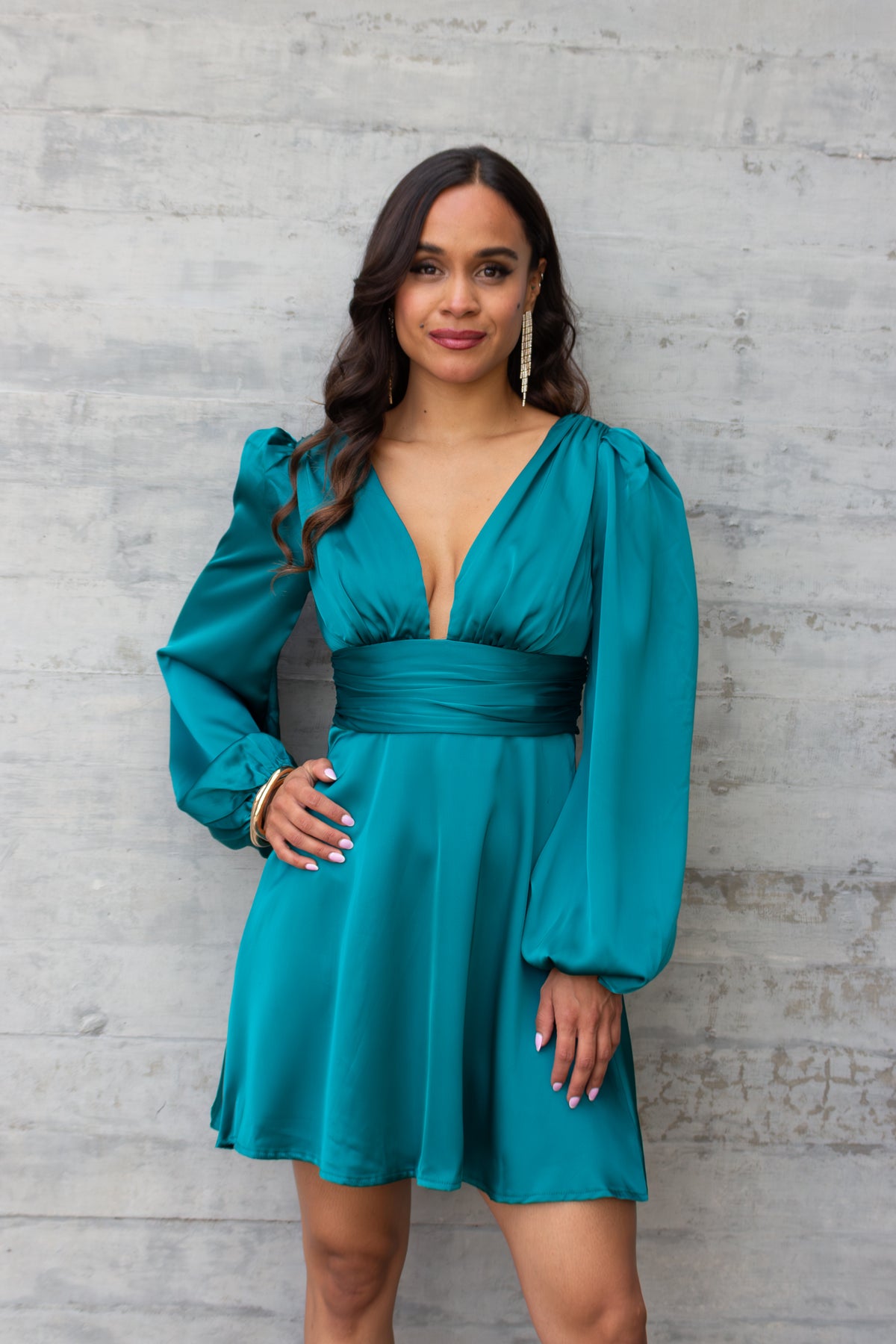 VESTIDO CORTO CON MANGAS V