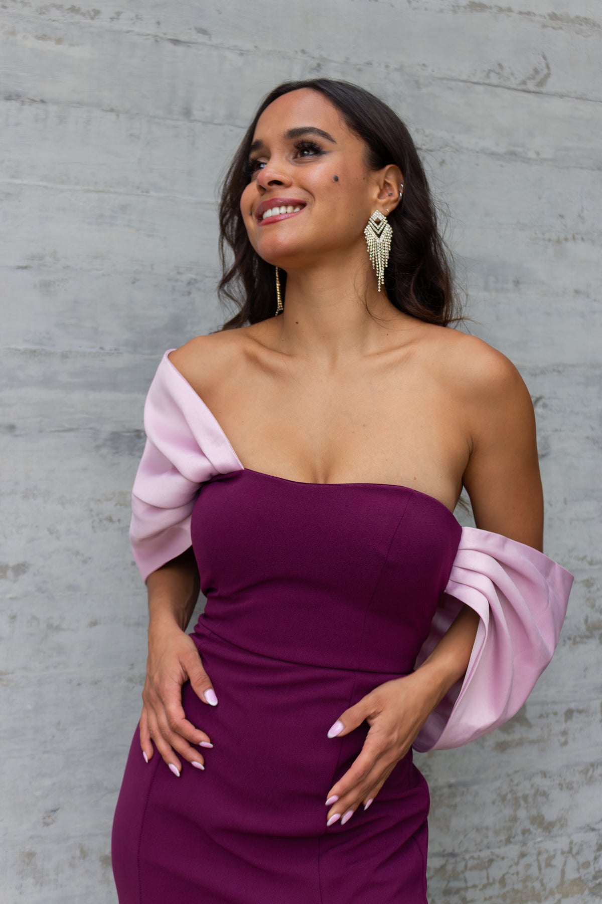 VESTIDO UVA CON MOÑO EN ESPALDA ROSA