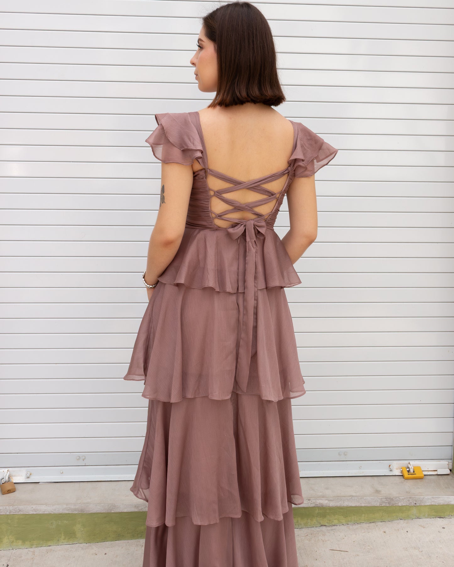 VESTIDO MAUVE CON CAPAS