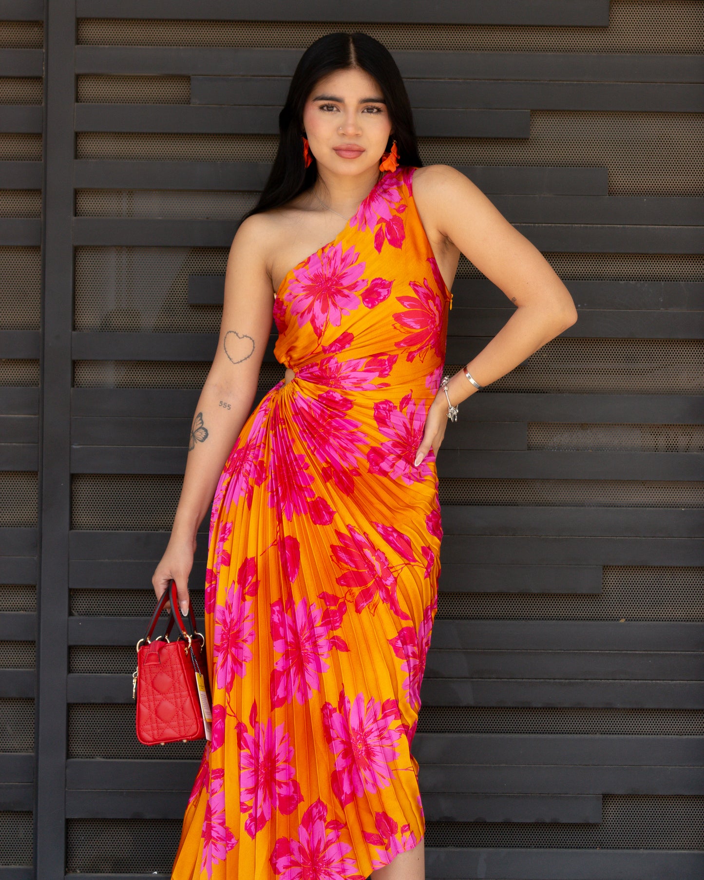 VESTIDO ASIMETRICO NARANJA CON FLORES