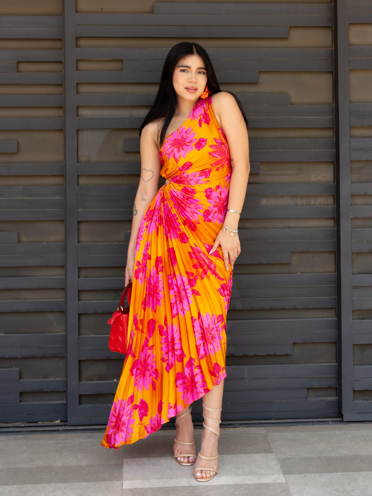 VESTIDO ASIMETRICO NARANJA CON FLORES