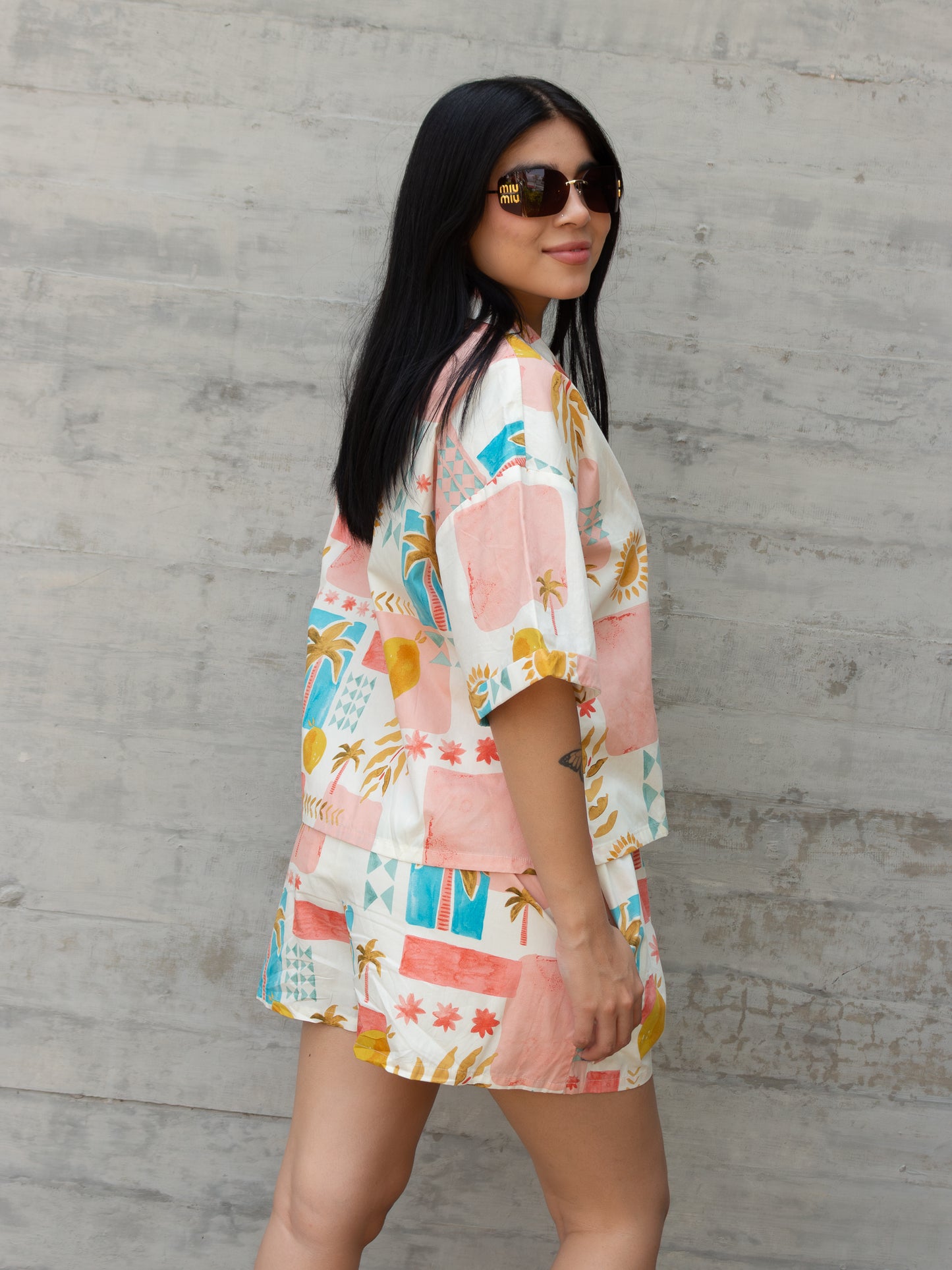 CONJUNTO SHORT ROSA TROPICAL