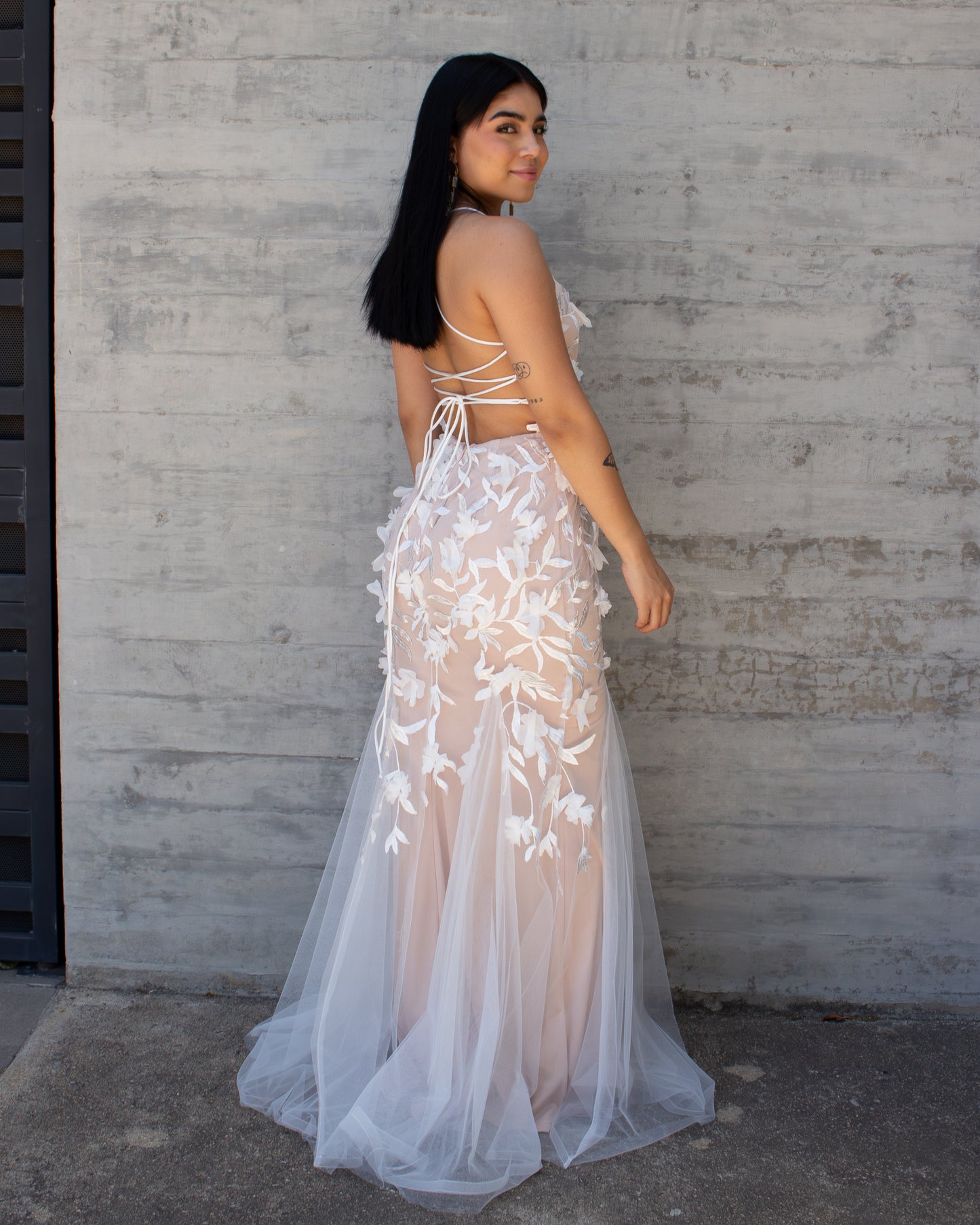 Vestido largo hojas blancas