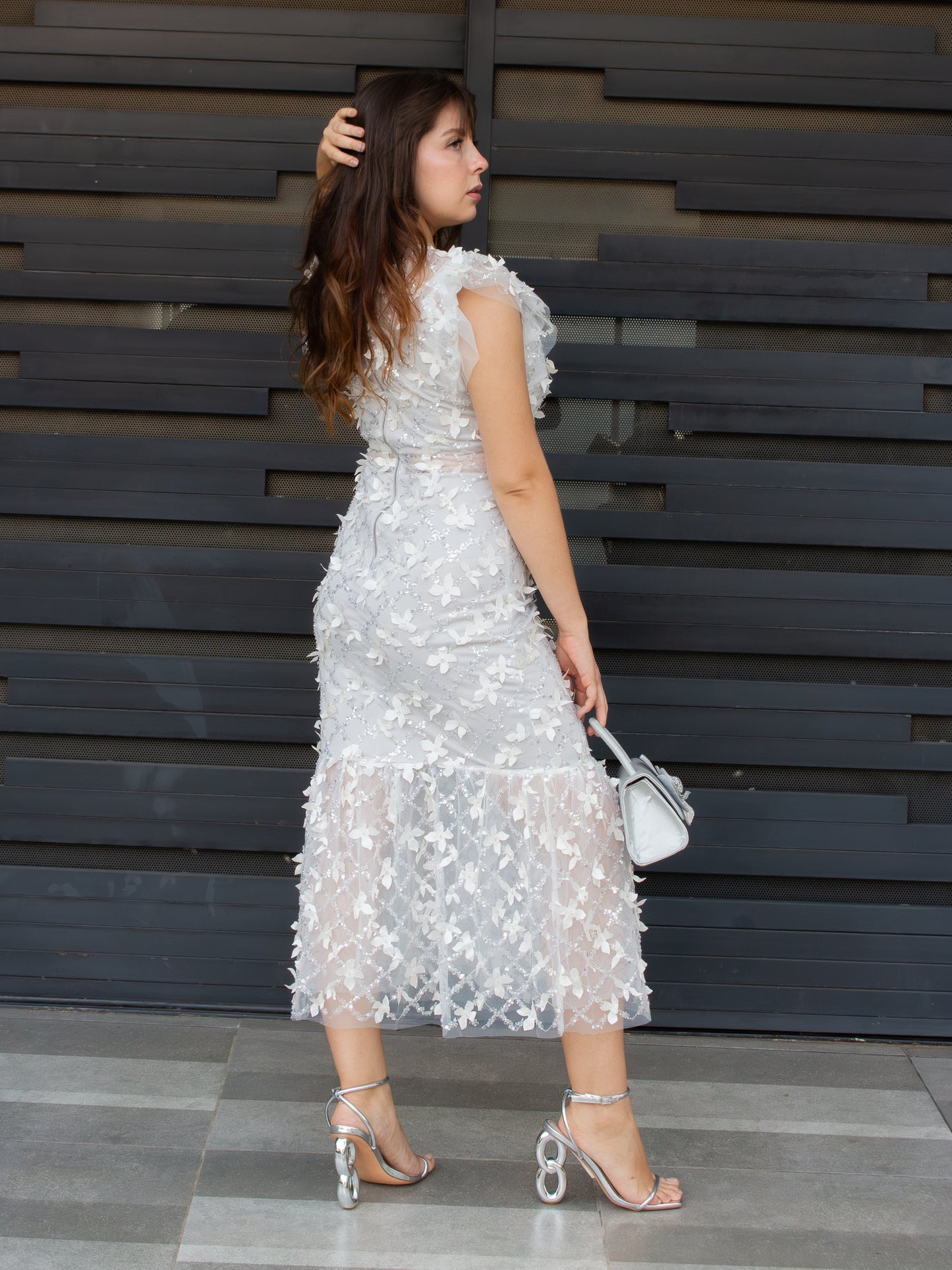 VESTIDO BLANCO LENTEJUELAS CON FLORES