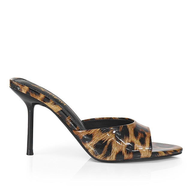 ZAPATILLA PRINT CHAROL