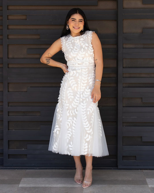 VESTIDO HOJAS BLANCAS TUL