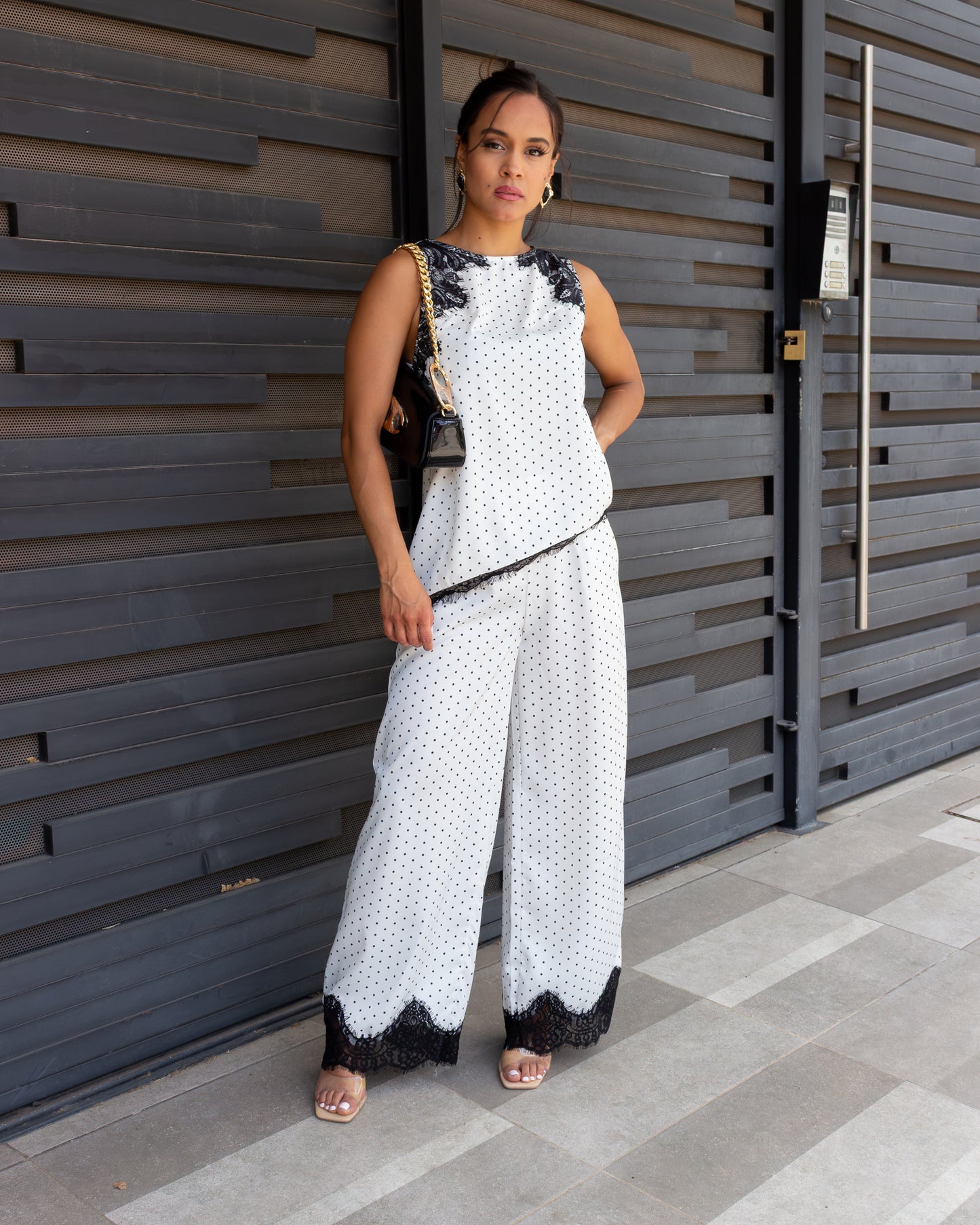 CONJUNTO POLKA DOT CON ENCAJE