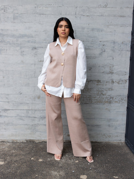 SET DE PUNTO CON CAMISA EN BEIGE