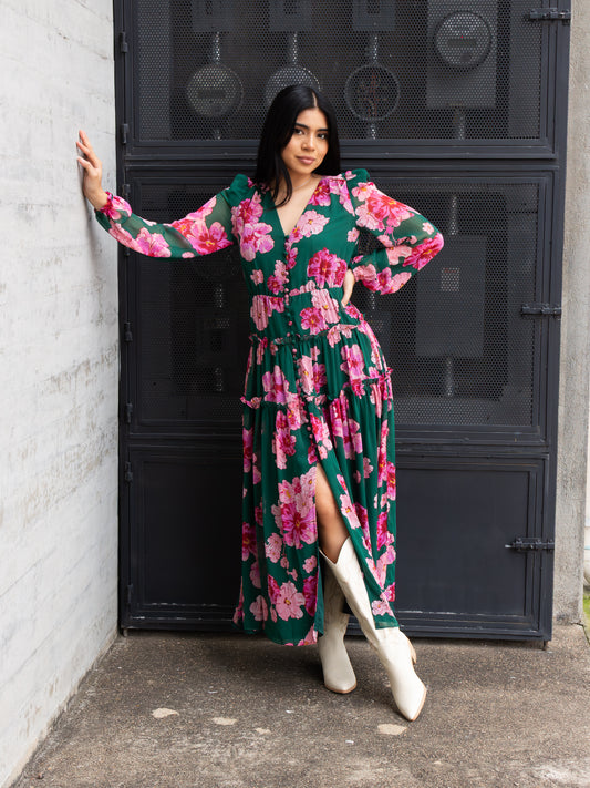 VESTIDO VERDE DE MANGAS FLORES ROSAS
