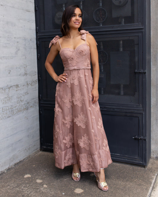 VESTIDO CAFE CON FLORES