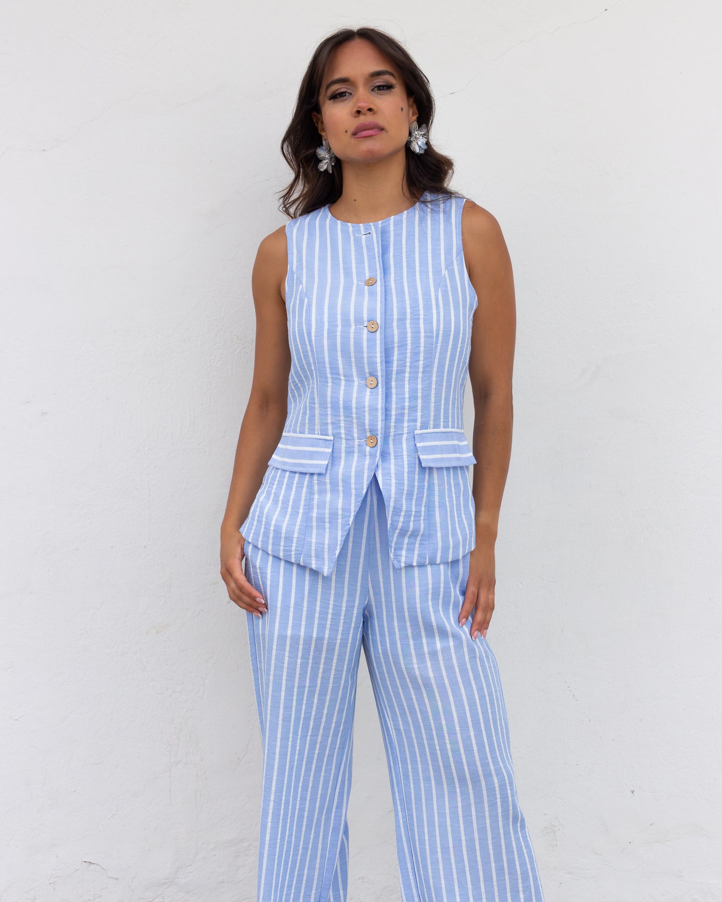 CONJUNTO DE RAYAS AZULES CHALECO