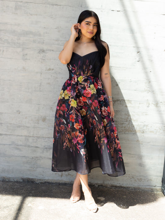 VESTIDO NEGRO CON FLORES