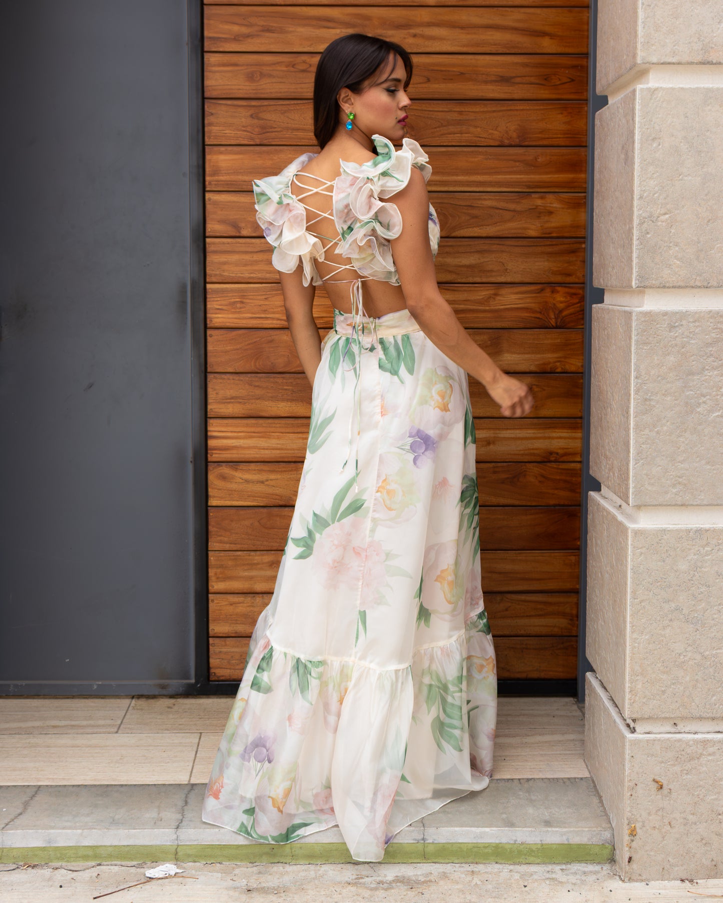 VESTIDO DE FLORES CUT OUT BEIGE