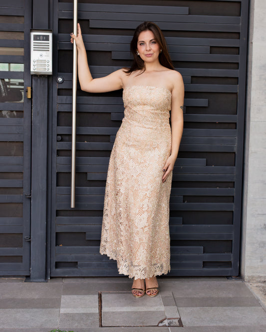 VESTIDO STRAPLESS ORO ROSA