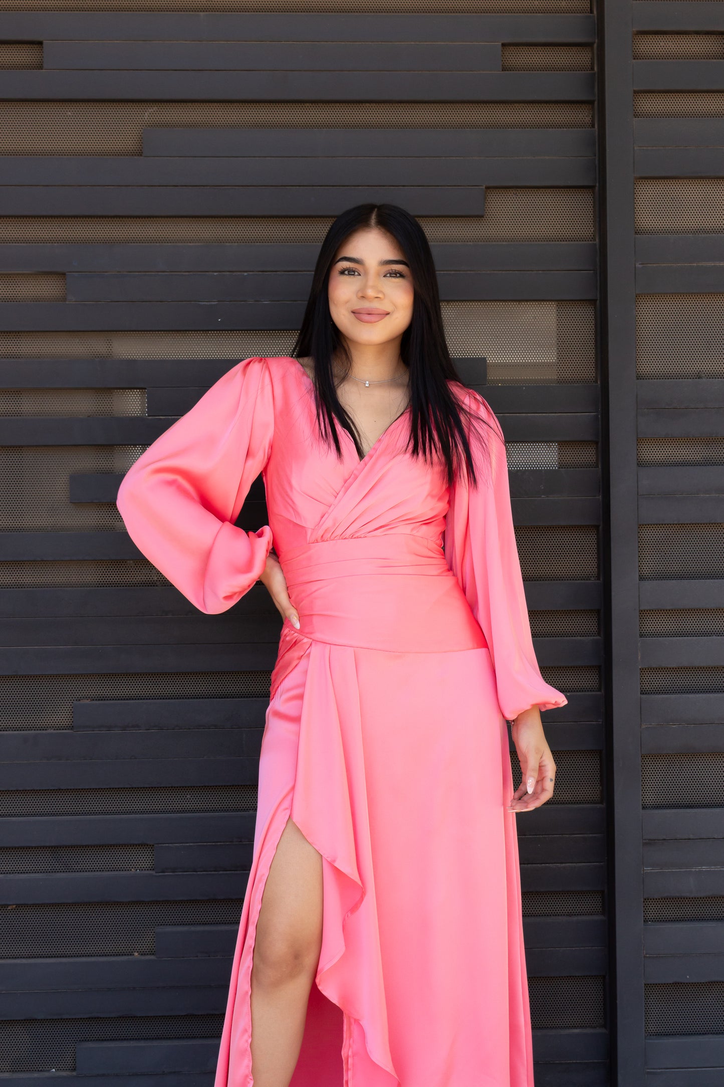VESTIDO DE MANGAS CORAL
