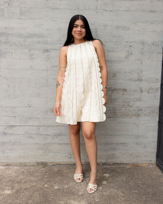 VESTIDO BEIGE DE CIRCULOS