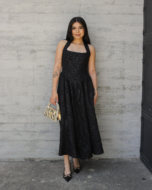 VESTIDO CUELLO HALTER NEGRO