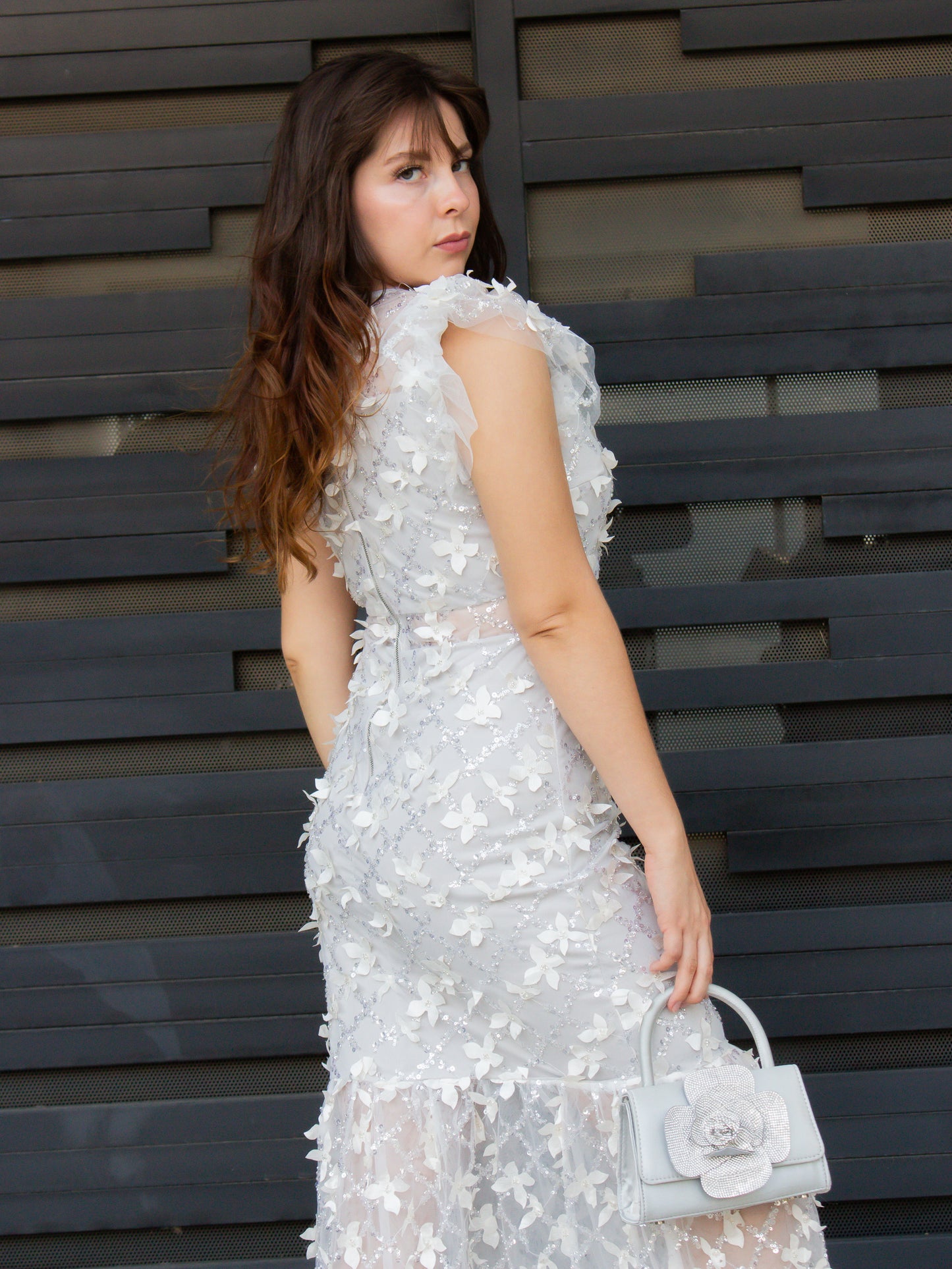 VESTIDO BLANCO LENTEJUELAS CON FLORES