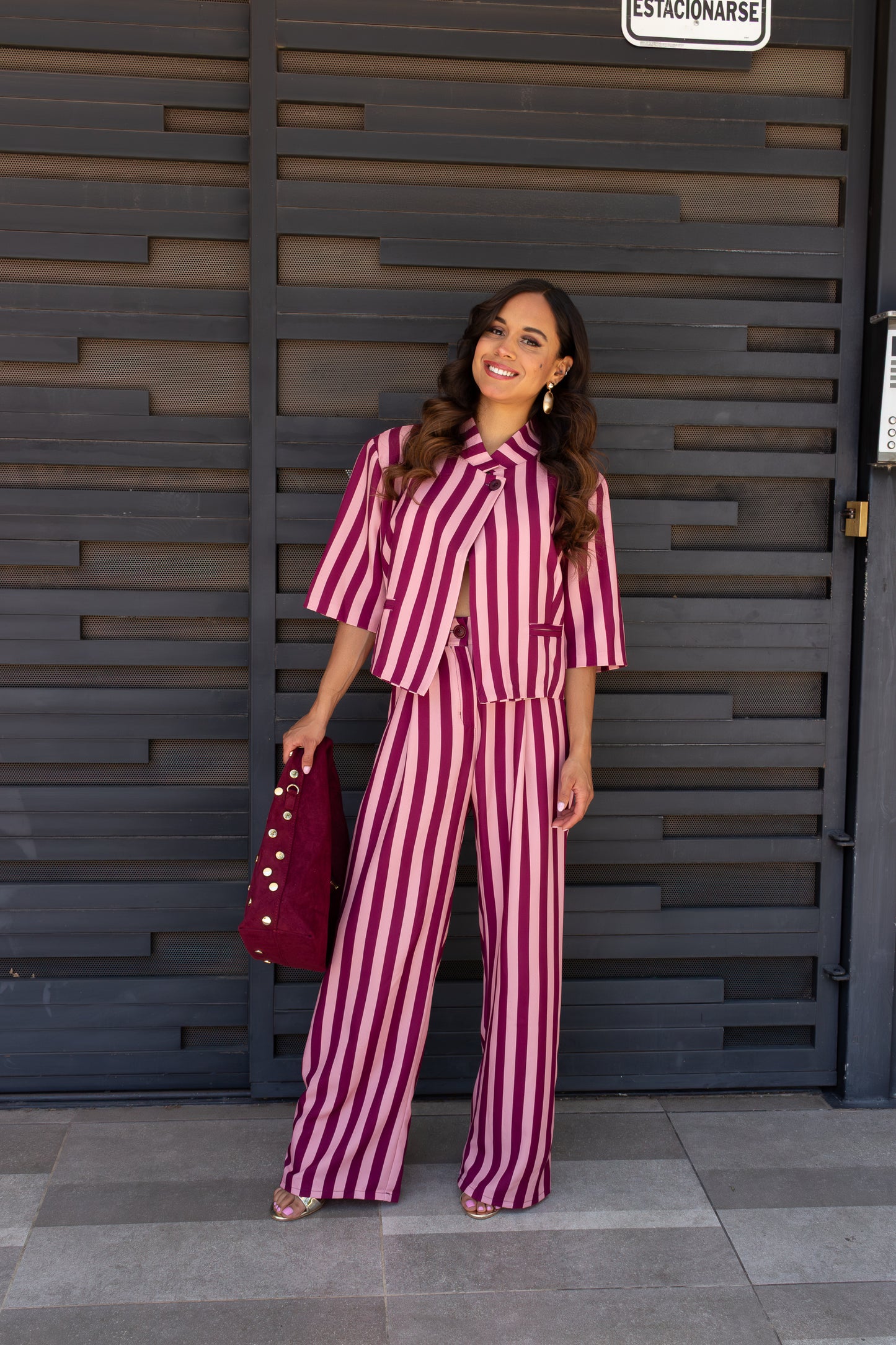 CONJUNTO DE RAYAS ROSA Y VINO